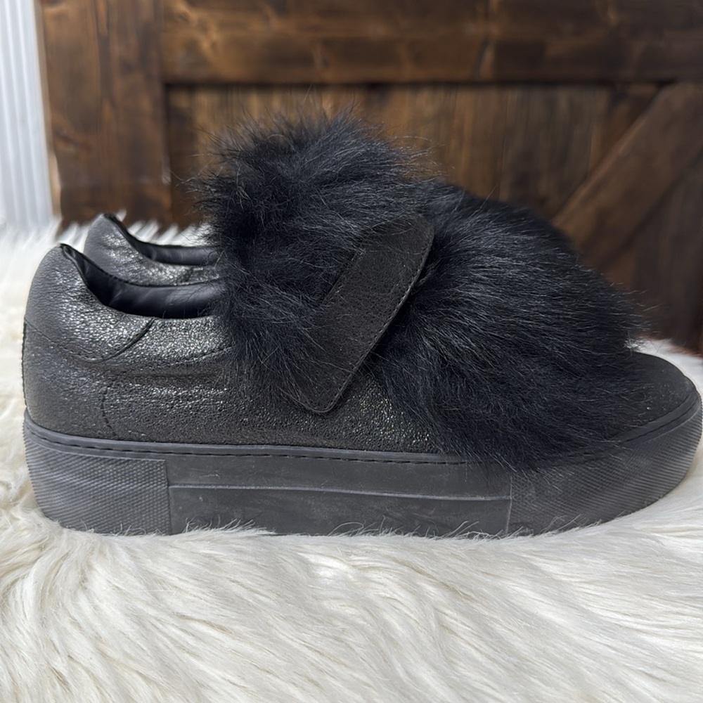 MONCLER Victoire Leather Fur Sneakers - Picture 2 of 11